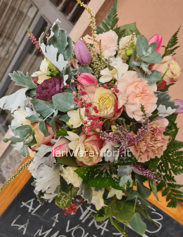 Bouquet di fiori assortiti